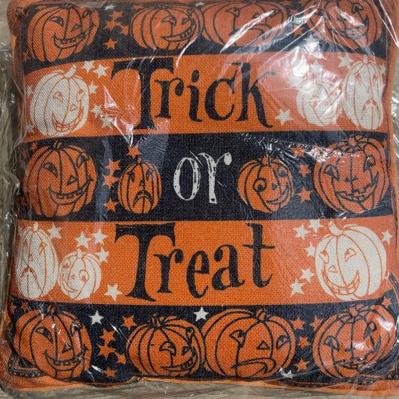NEW Bethany Lowe Orange Halloween Trick or Treat Pillow - Picture 1 of 2